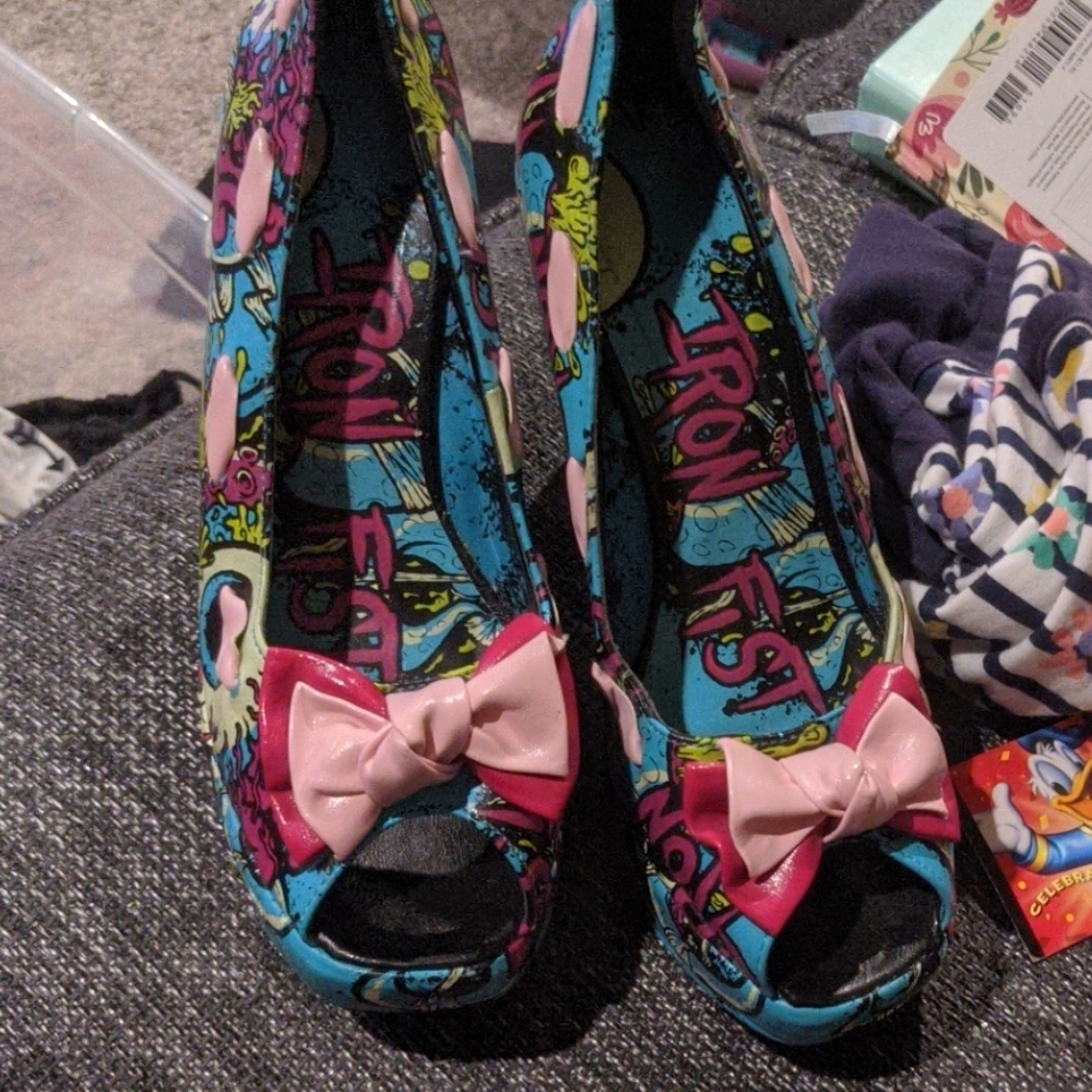 Iron Fist peep toe wedges - eyeball wedges size 6